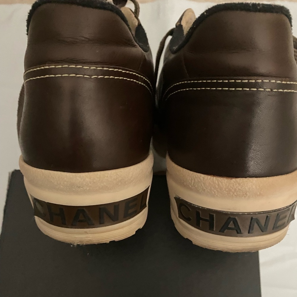 Great Vintage Chanel Sneakers SZ 38 Dark Brown Beautiful Leather Good Condition - Picture 2 of 9